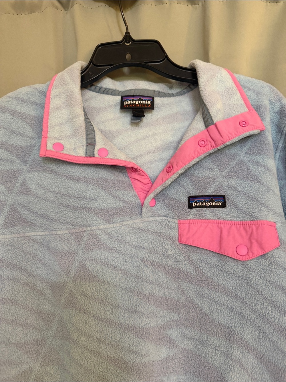 Patagonia pullover size large, no flaws - Picture 2 of 5
